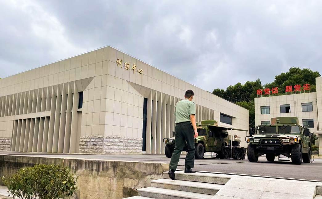 凈松直膨空調(diào)機組運用某部隊訓練中心